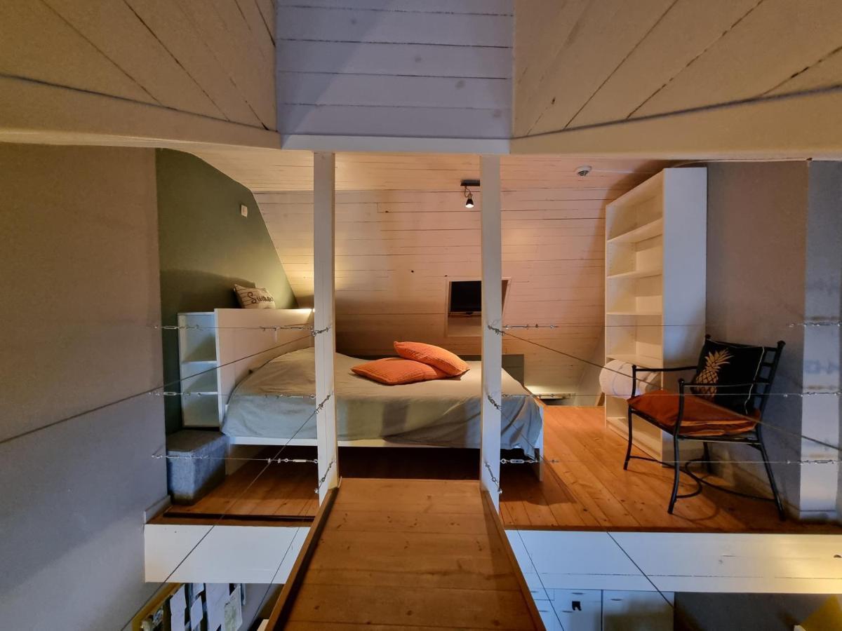 Studio Au Centre De Chimay, Arrivee Autonome 外观 照片