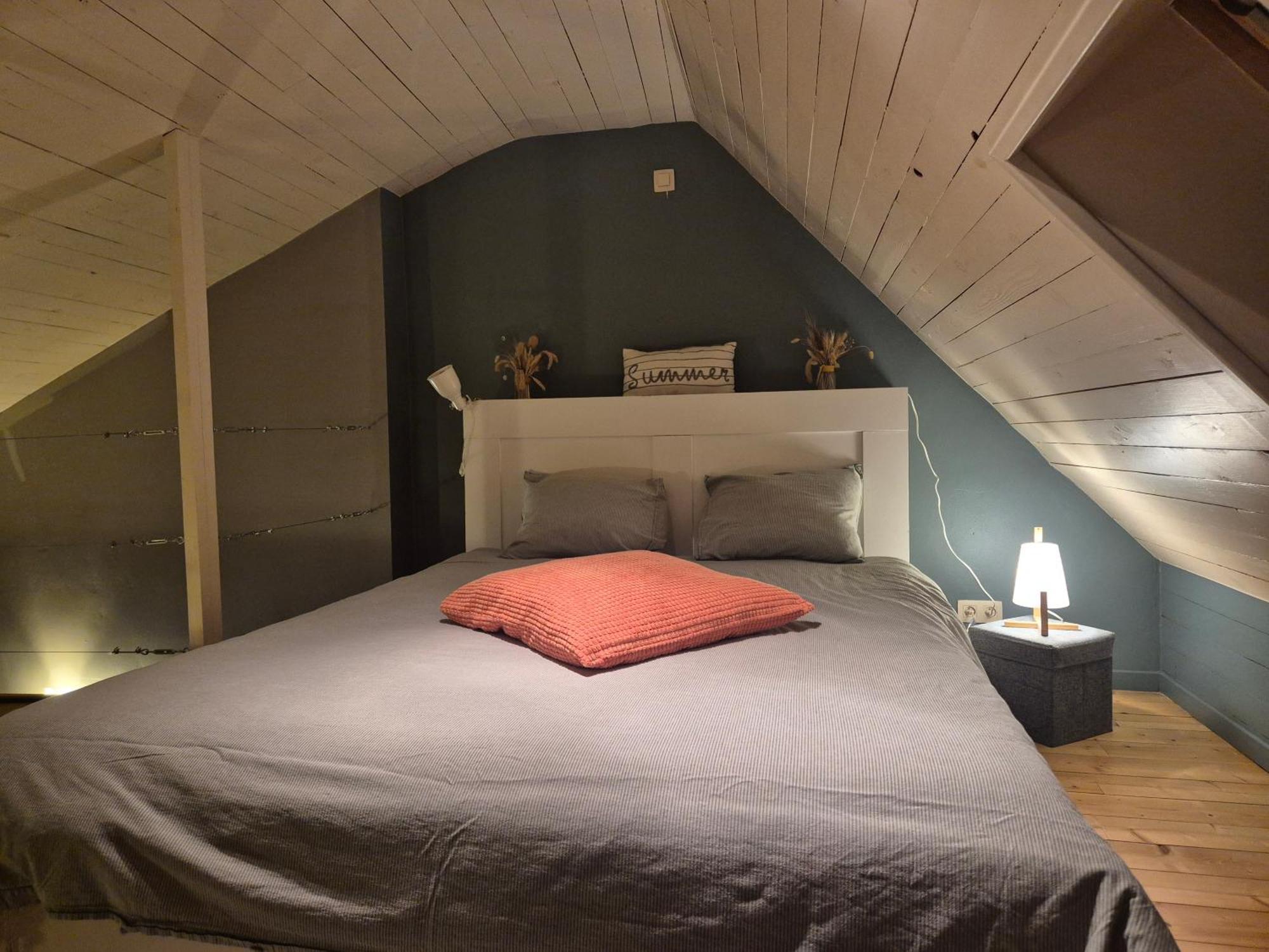 Studio Au Centre De Chimay, Arrivee Autonome 外观 照片